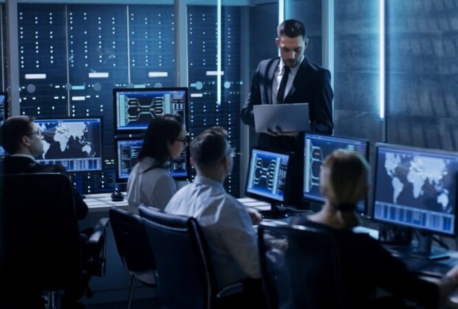 Cyber-Security-expert